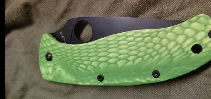 Spyderco Tenacios green Mamba