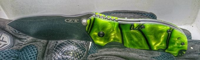 ZT 350 AB mit Kirkinite toxic green Schalen
